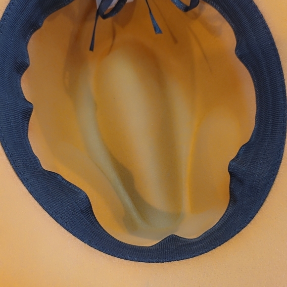 Womens Tan Hat with Black Band - Picture 3 of 3